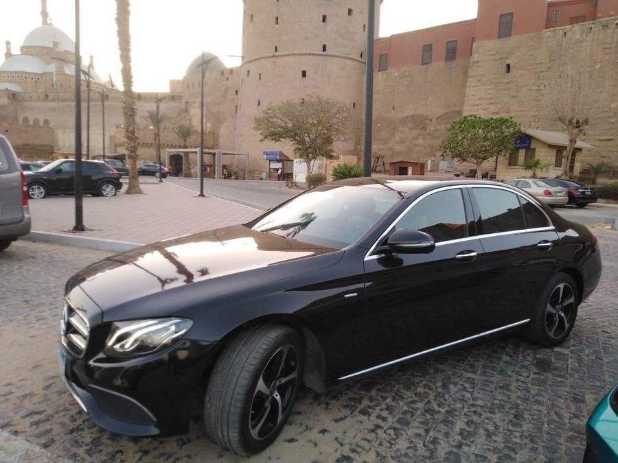 مرسيدس E200